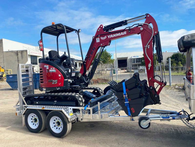8x5-plant-machinery-trailer-inuse-3